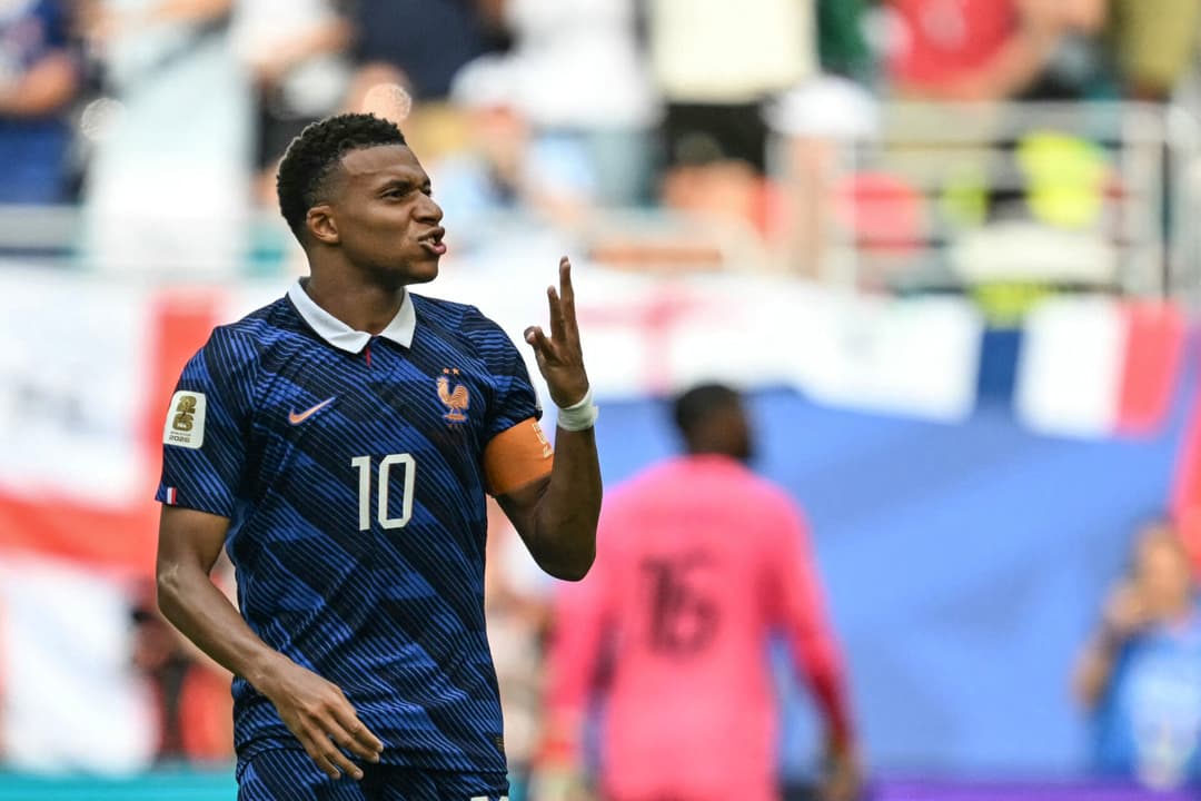 Mbappé comemorando gol na Copa