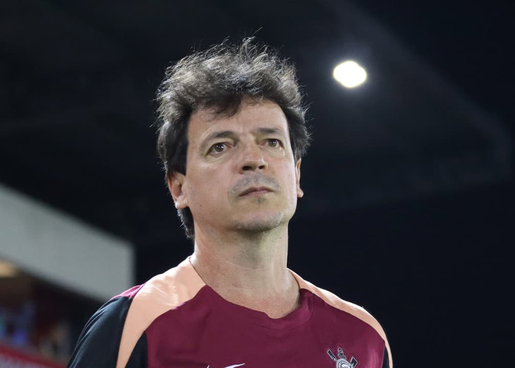 Corinthians Diniz Atualiza Situacao De Yuri Alberto E Renovacao De Memphis.html