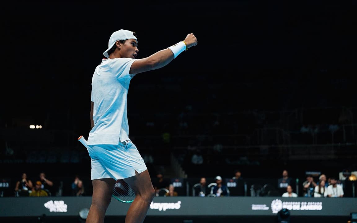 Guto Miguel Sobe Quase 200 Posicoes No Ranking Da Atp.html