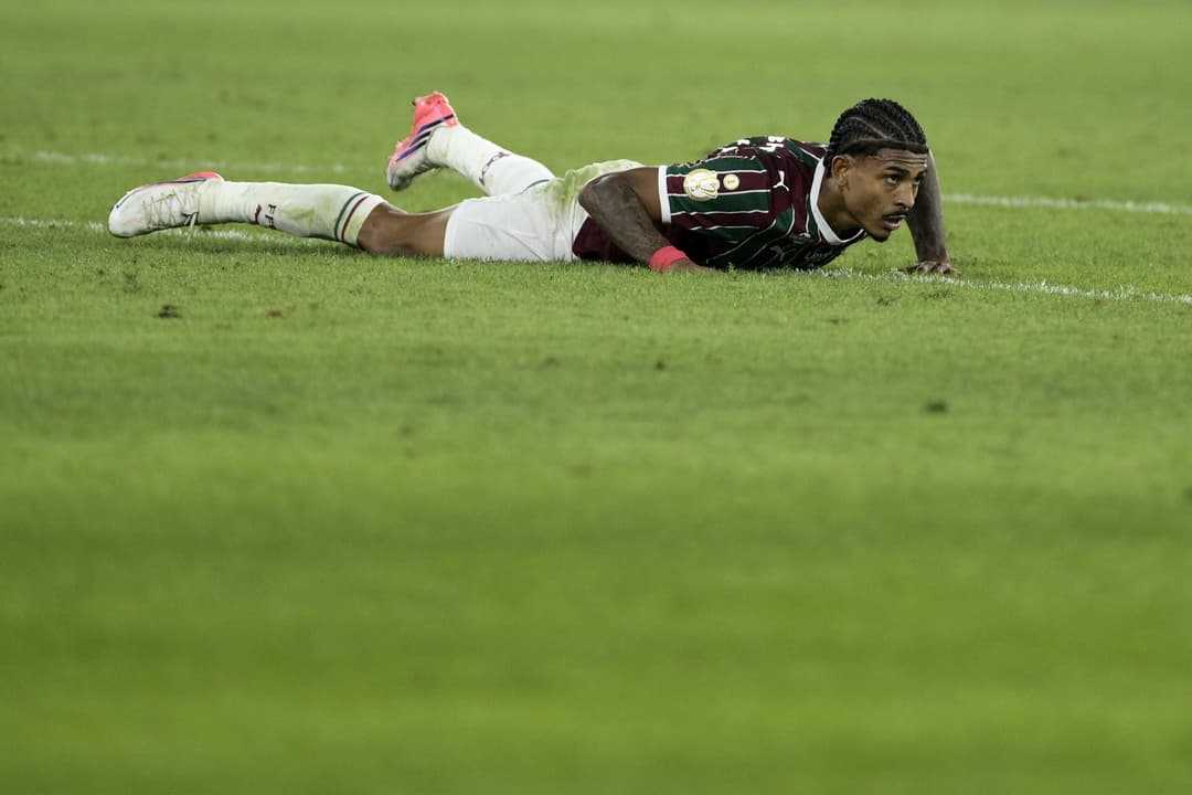 Lesao De John Kennedy Frustra Torcedores Do Fluminense A Pior.html