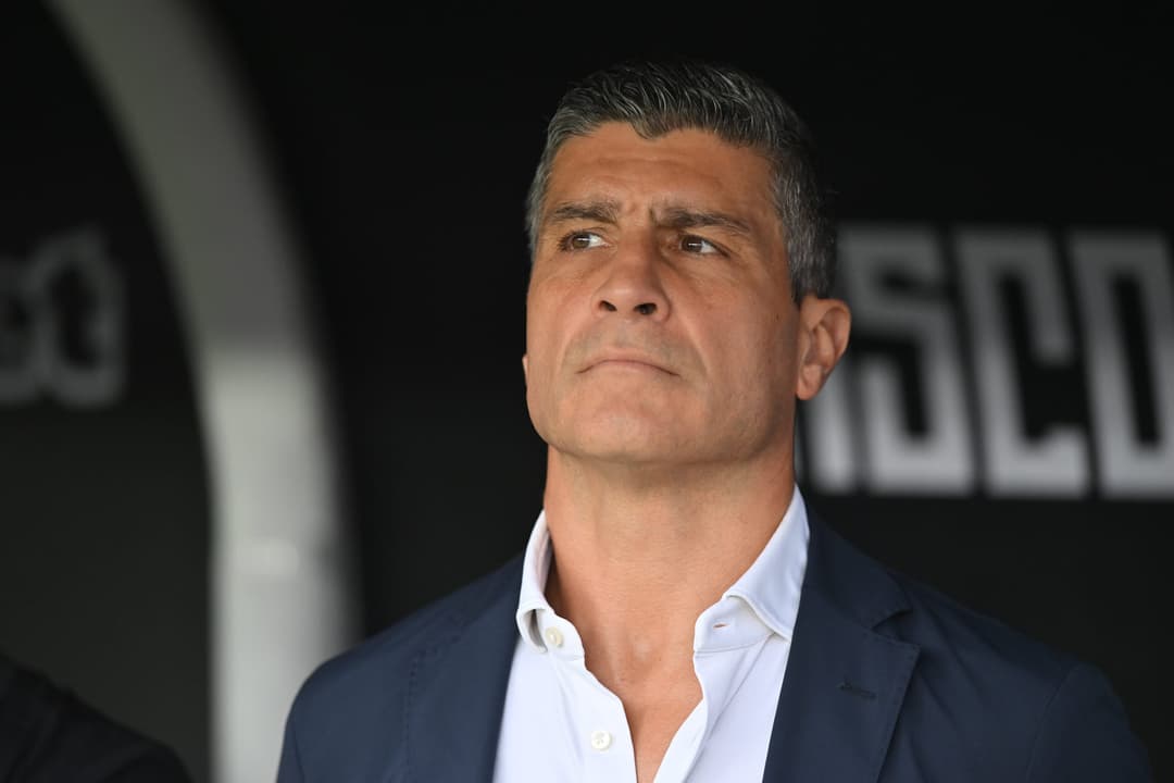 Pedro Emanuel Lamenta Derrota Do Vasco Para O Santos Cruel.html