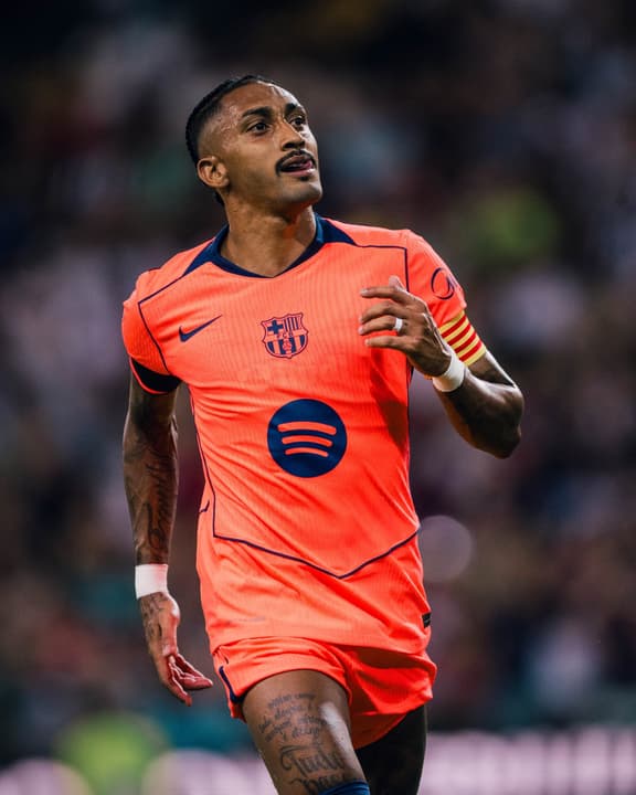 Tecnico Do Barcelona Exalta Raphinha Em Pre Temporada.html