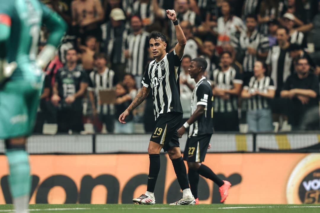 Reinier em Atlético x Vitoria (Foto: Pedro Souza / Atlético)