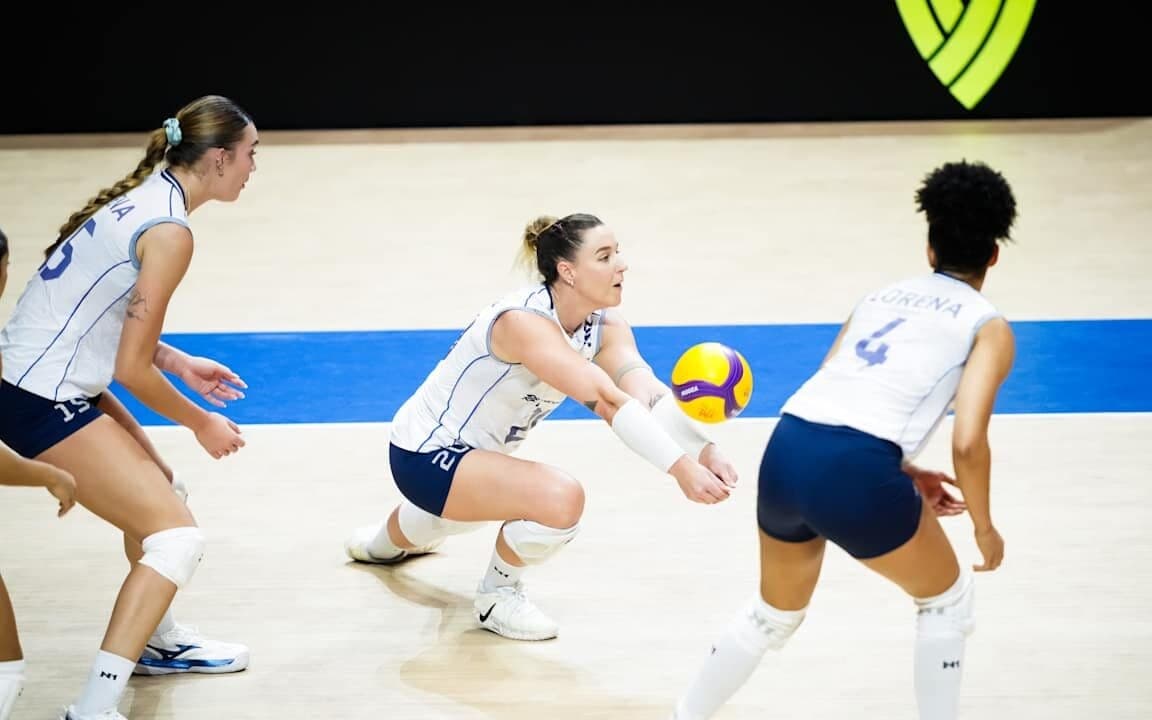 Selecao Brasileira Tem Primeiro Corte Para O Sul Americano De Volei.html