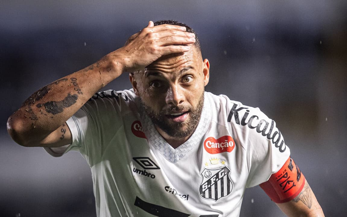 Guilherme Comenta Reforcos Do Santos E Do Gremio Na Janela.html