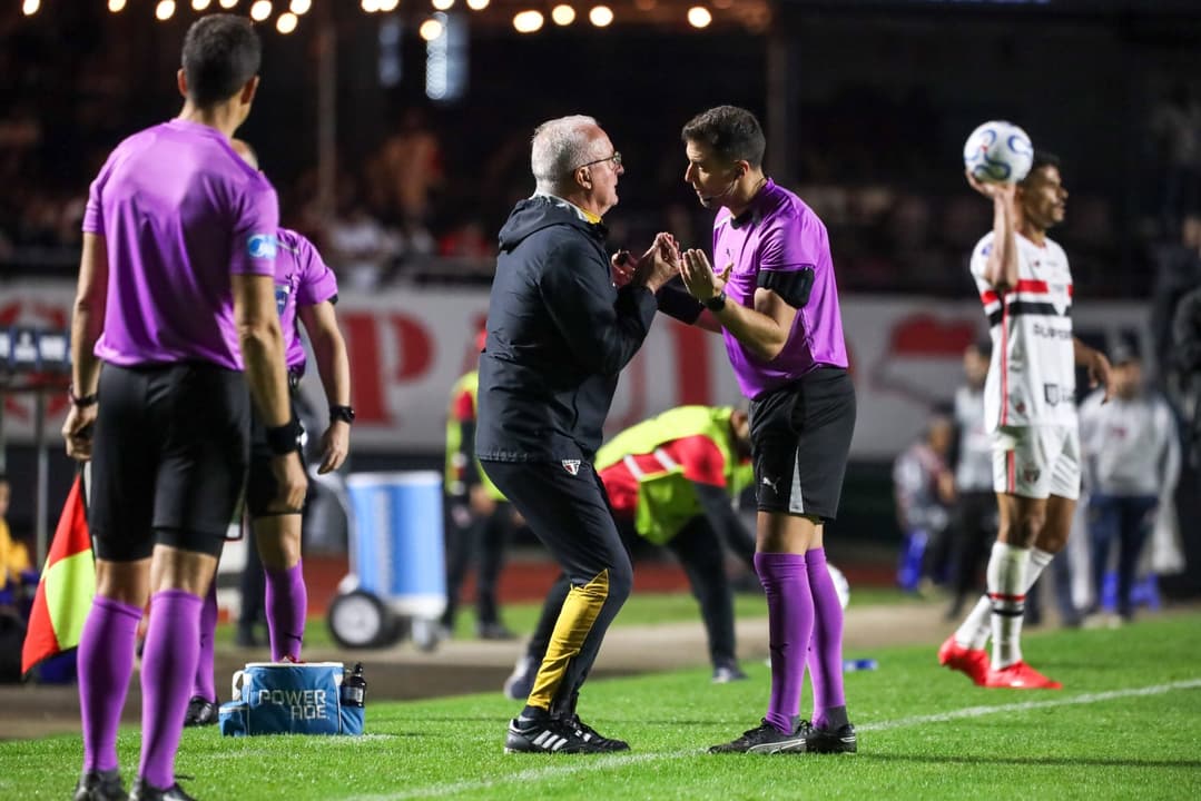 Dorival Junior Detona Arbitragem De Sao Paulo E Boca Apos Eliminacao.html