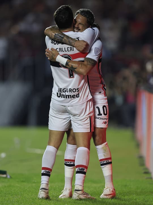 São Paulo pode ter Luciano e Calleri juntos contra o Vasco