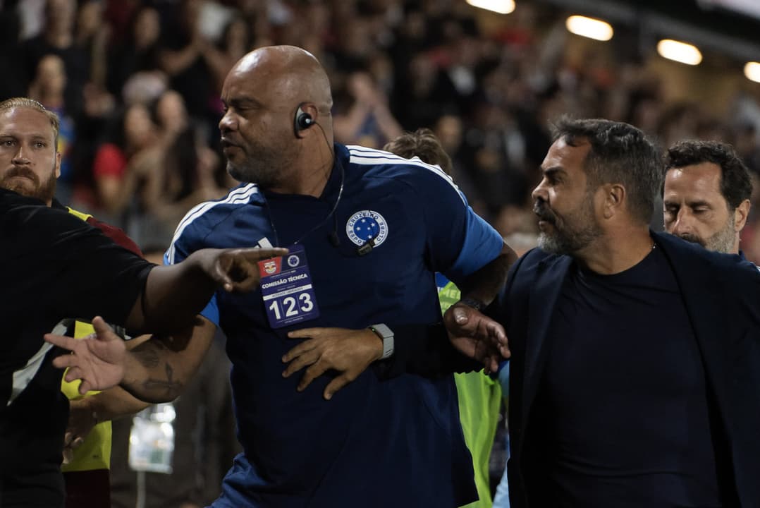 Cruzeiro Artur Jorge Afirma Ter Sofrido Ofensas Xenofobicas.html
