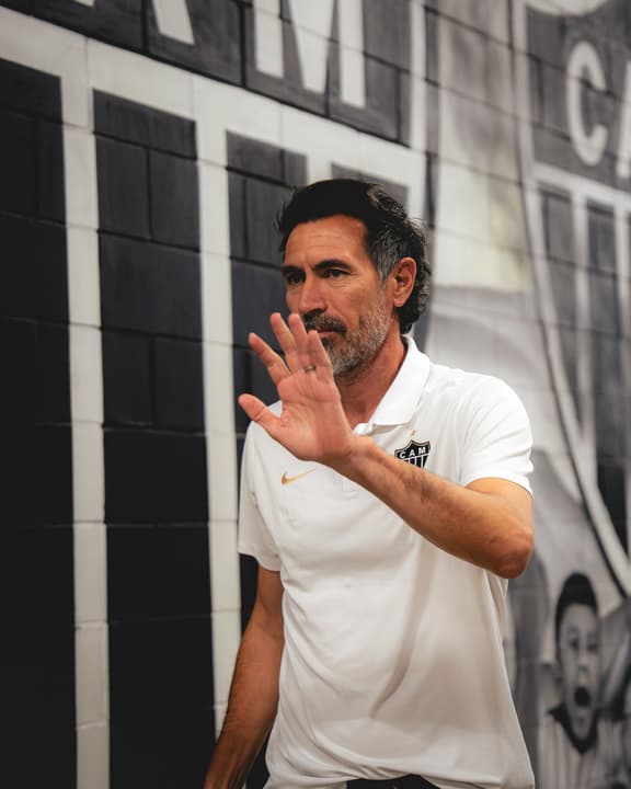 Com Golaco De Thiago Borbas No Fim Atletico Vence O Santos De Virada Na Arena Mrv.html