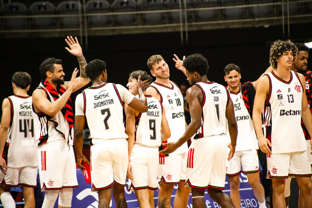 Flamengo e Fluminense se enfrentam na final do Carioca de Basquete
