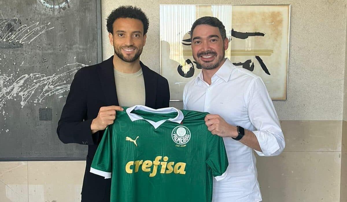 CHEGOU! Felipe Anderson treina junto aos novos companheiros e fala sobre estrutura do Verdão