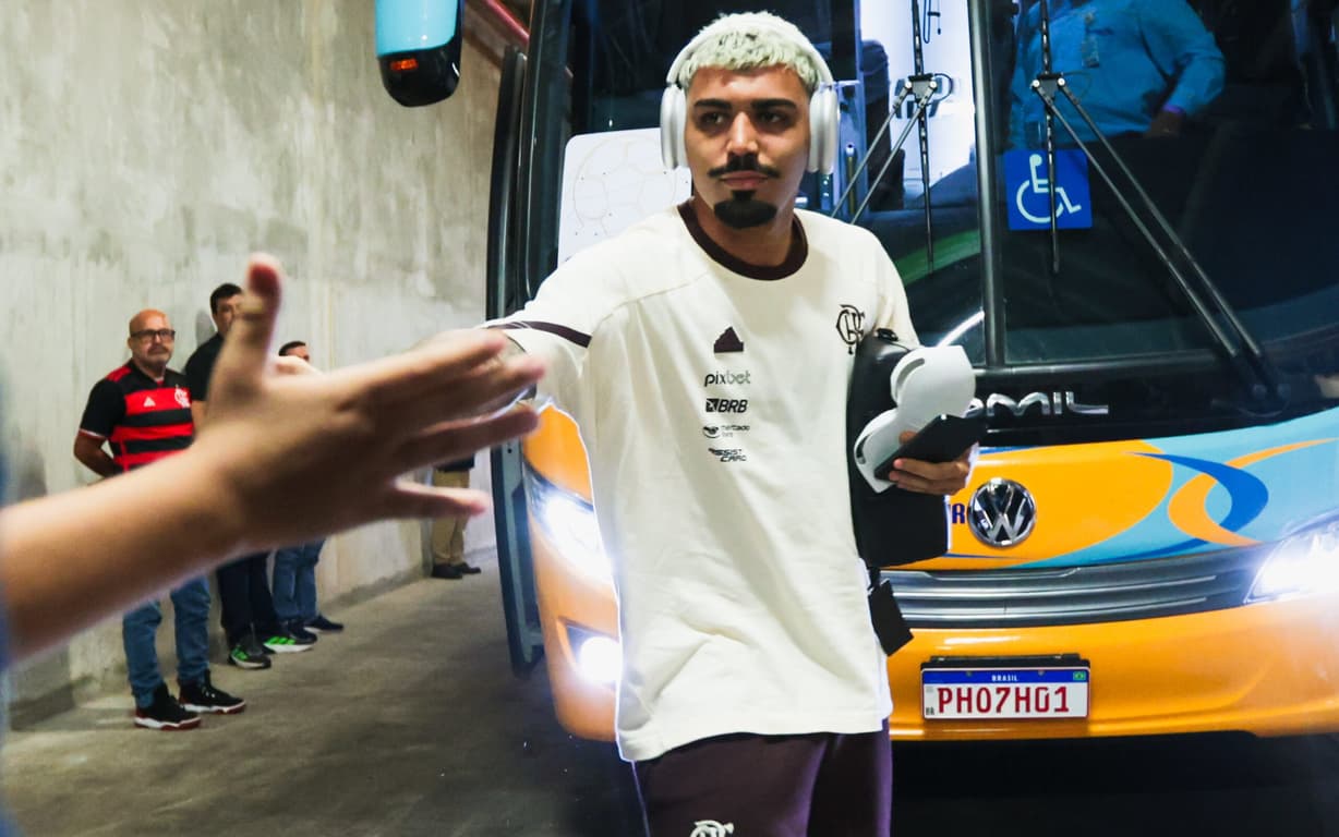 Futuro de Gabigol no Futebol: Empresário faz referência a Palmeiras após imbróglio.