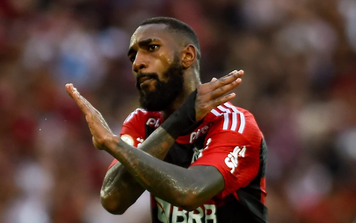 Exaltação de jornalistas a Gerson em gol perfeito do Flamengo contra o Cruzeiro.