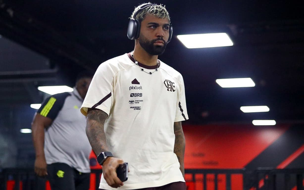 Palmeiras busca contratar Gabigol, disputado por clubes europeus.