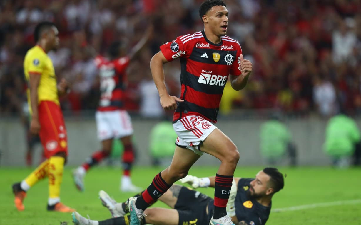 Crítica à dupla do Flamengo em partida do Brasileirão gera insatisfação no clube