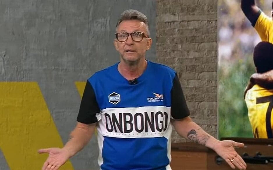 neto crava flamengo campeão e elege melhor elenco após vitórias do palmeiras.