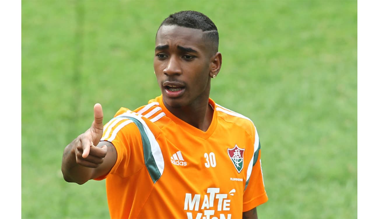 Gerson é novidade e vai jogar contra o Fluminense