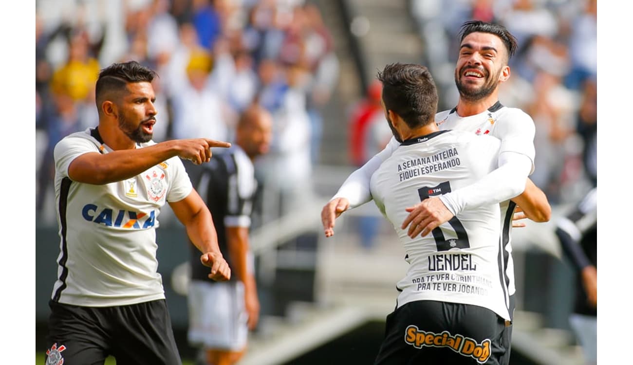 Repórter conta tumulto com membro do Corinthians na Arena do Grêmio