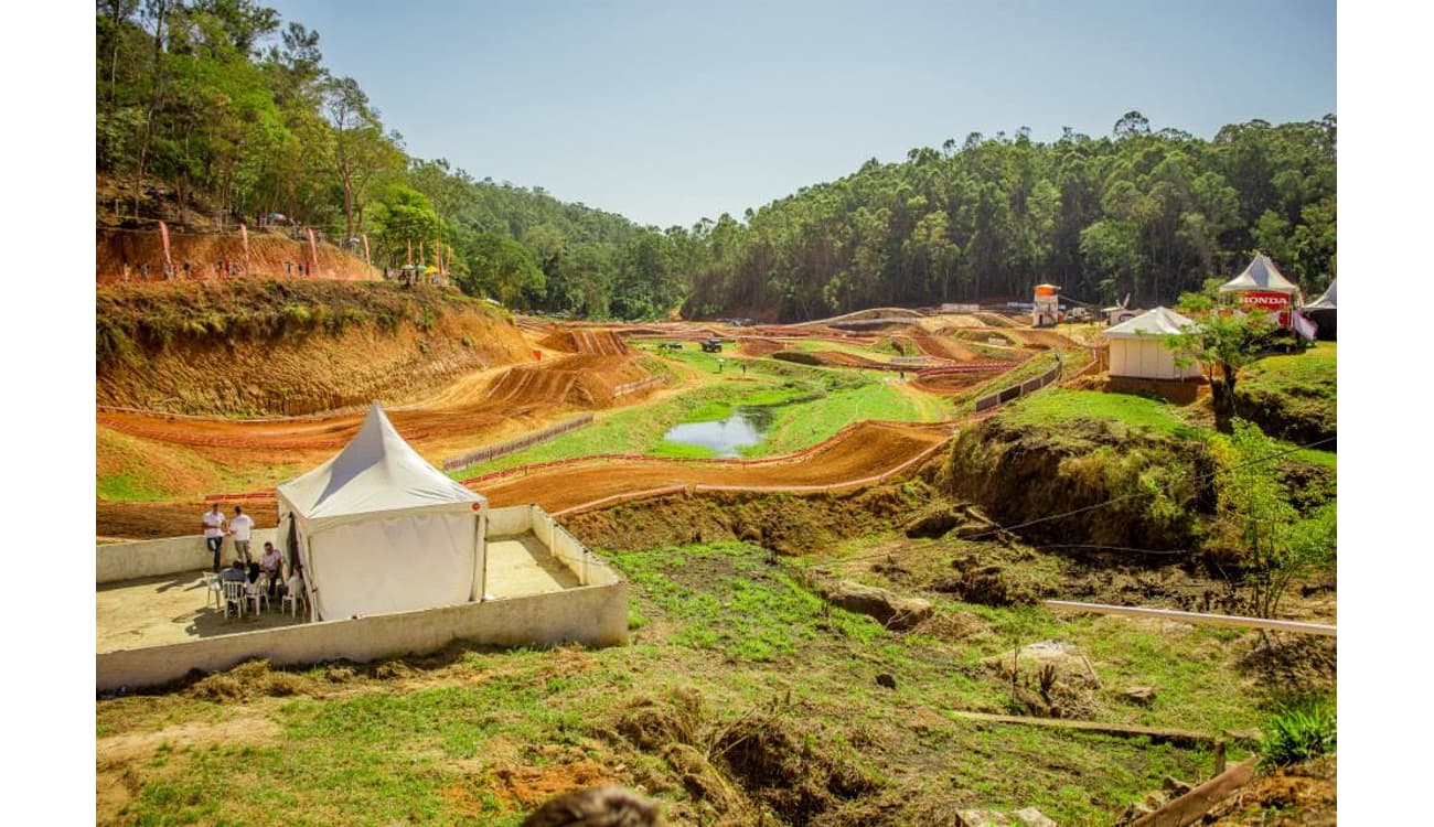 Estado do Rio de Janeiro tem nova pista permanente para amantes do  motocross. - PRO MOTO Revistas de Moto e Notícias sempre atualizadas sobre  motociclismo