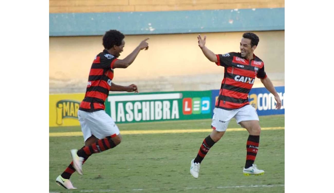De olho na Série B, Joinville apresenta goleiro Oliveira e