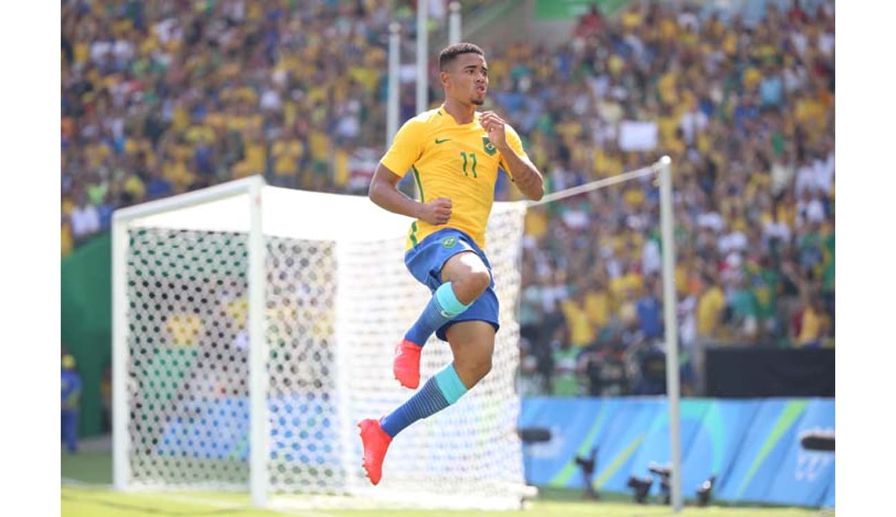 Seleção Brasileira de futebol vence Honduras e vai à semifinal dos