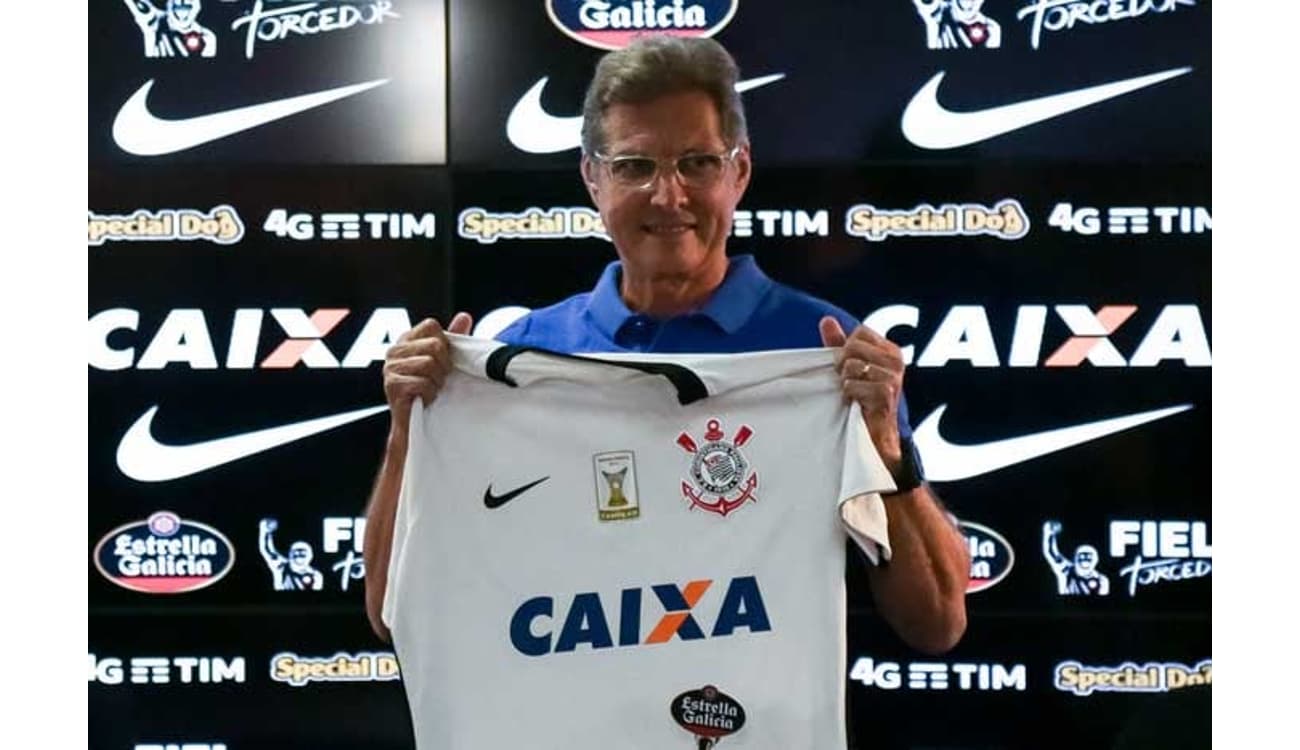 Enquete: Qual Corinthians foi melhor, 2000 ou 2012? - Central do