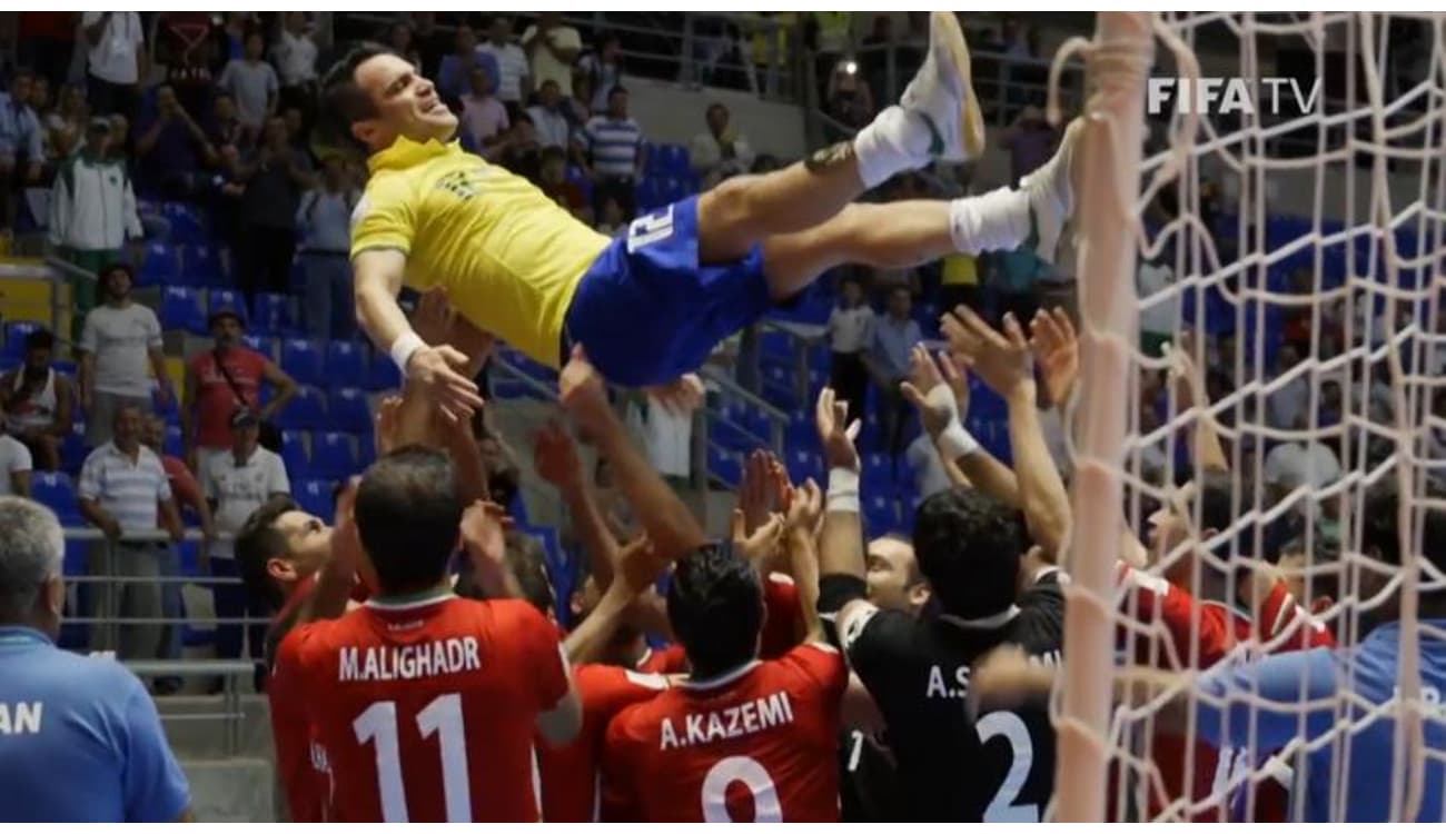 Falcão é eleito melhor jogador de futsal do mundo pela quinta vez