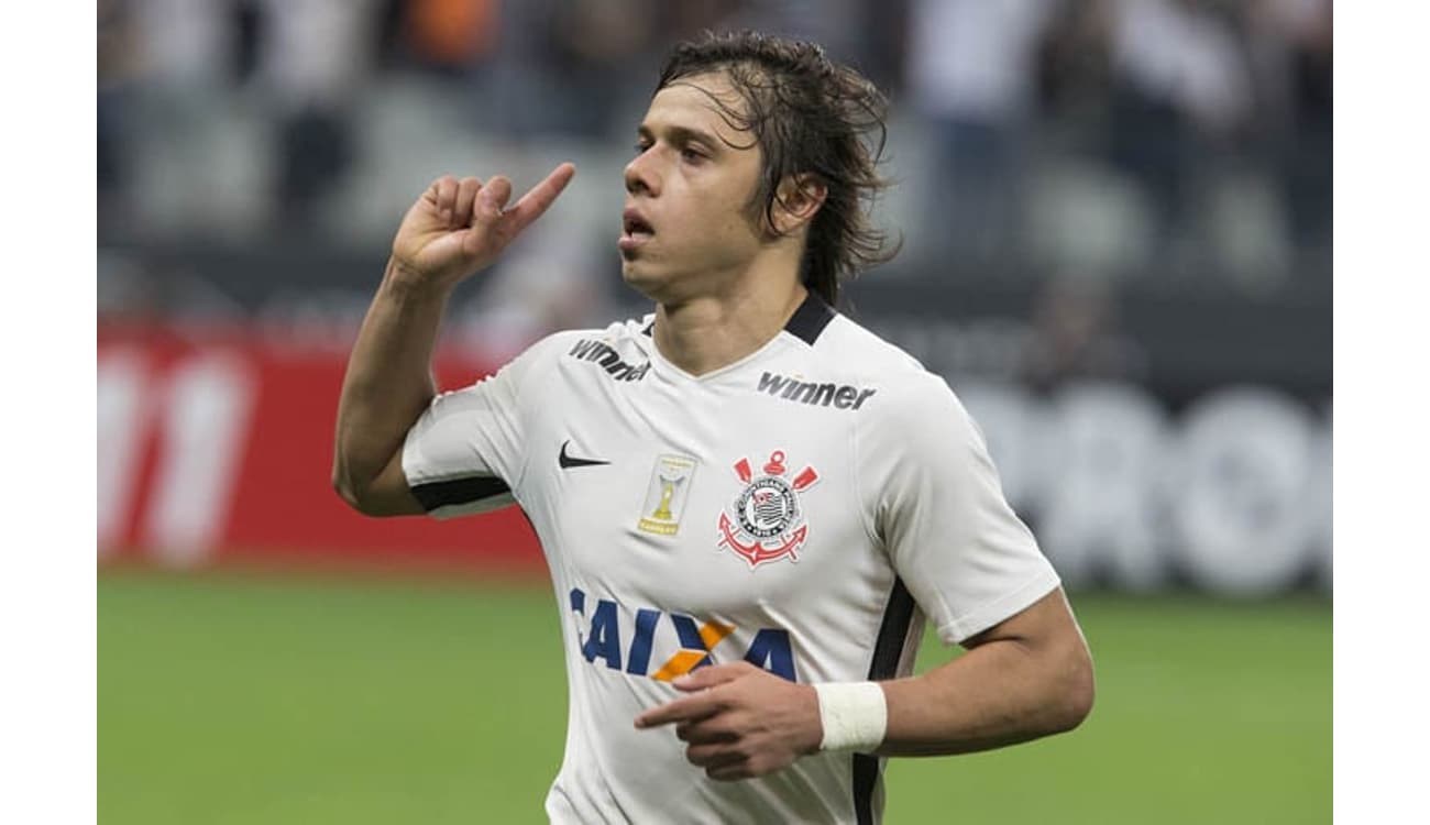 Romero faz publicação enigmática assistindo jogo do Corinthians