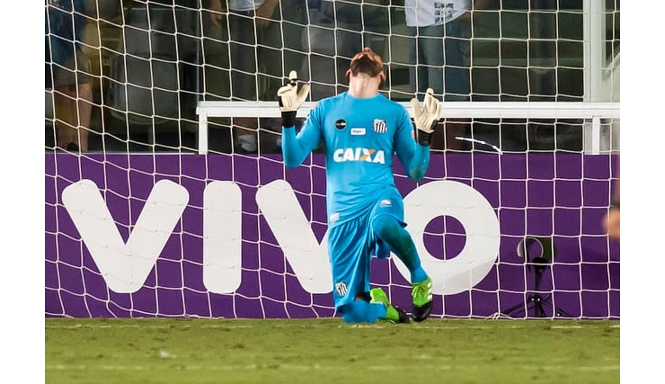 Vanderlei, do Santos, é eleito o melhor goleiro - Confederação