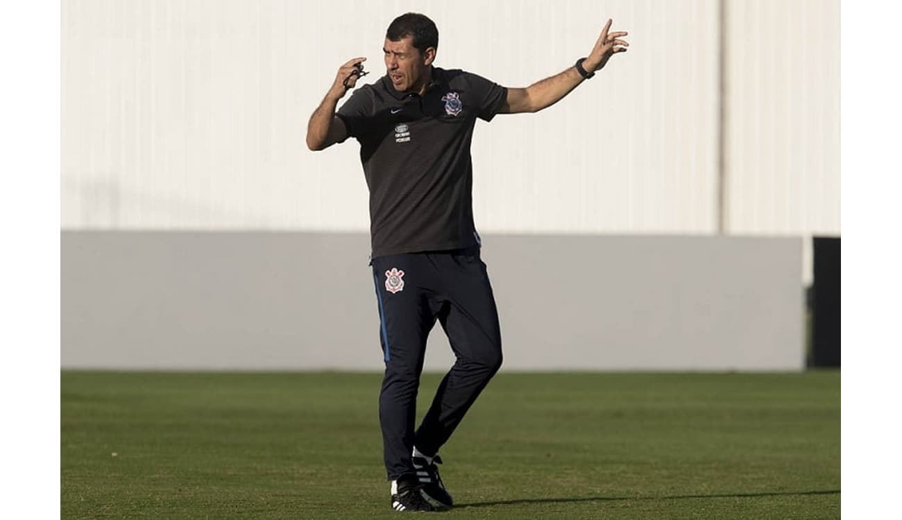 Primeira rodada tranquila para as equipes favoritas 