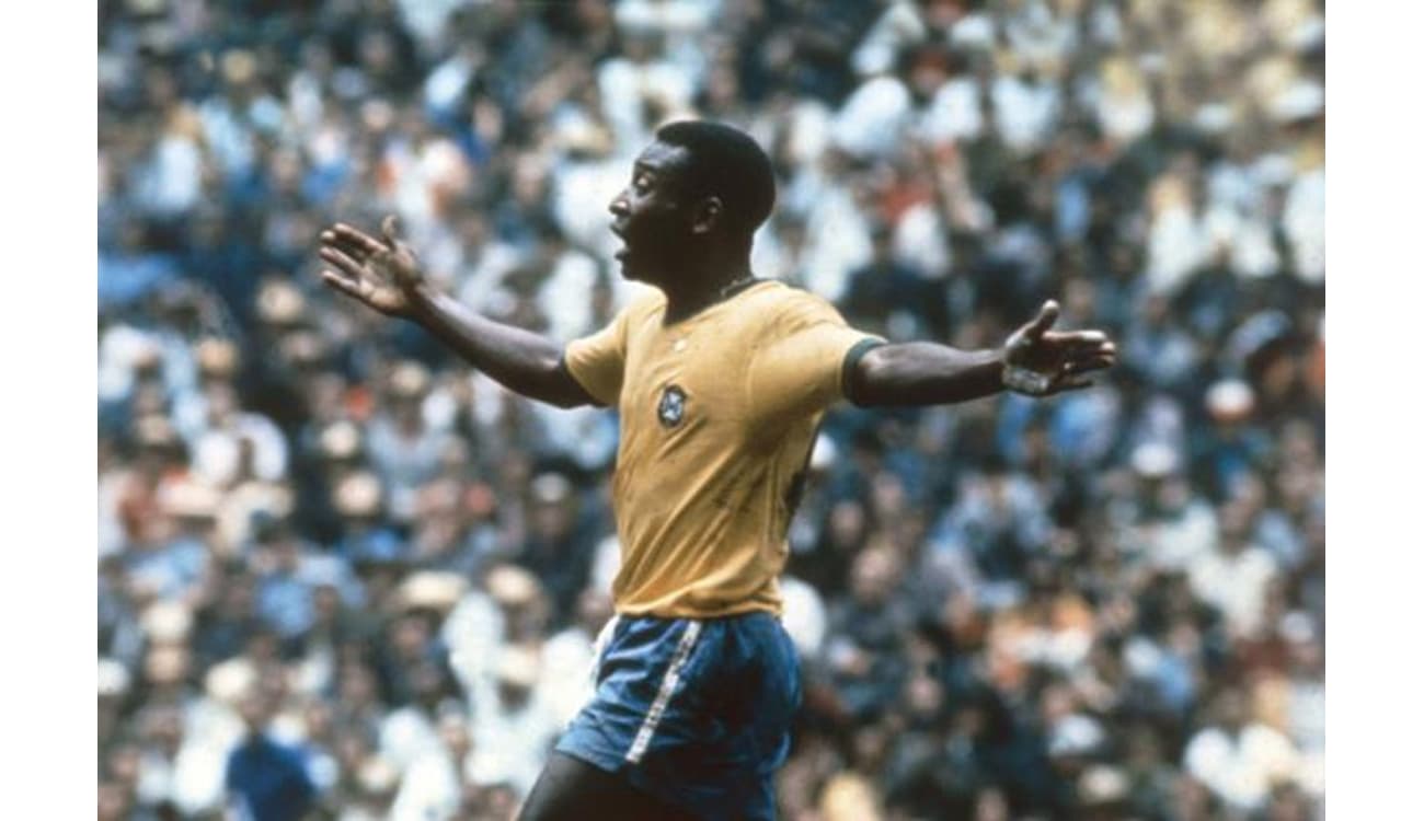 Quer ver Pelé jogando? Assista a 3 jogos históricos do Rei na íntegra