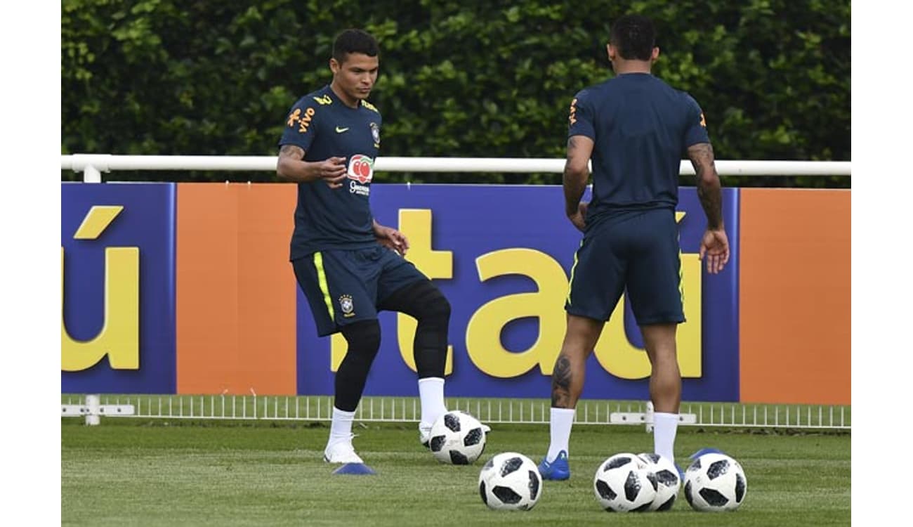 Tite escala Seleção sem Neymar e com Thiago Silva para enfrentar a Croácia, seleção brasileira