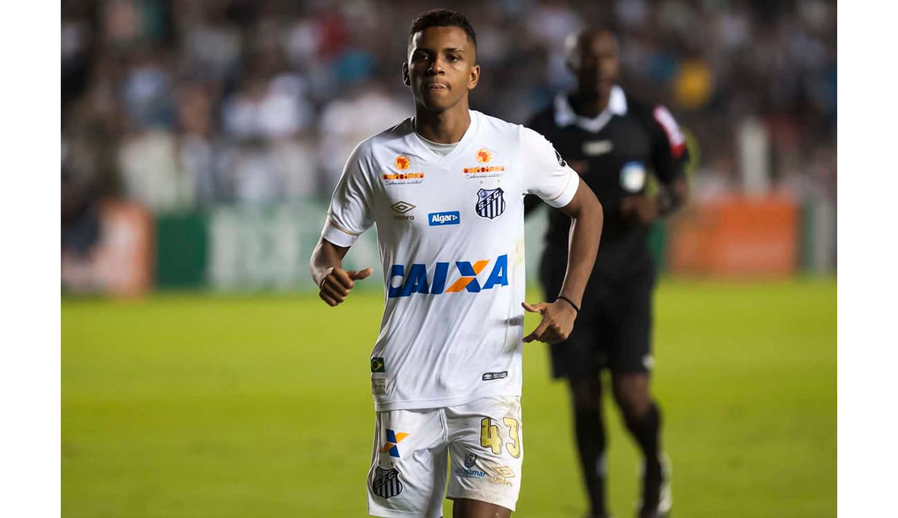 LANCE! Rápido: Gigantes do futebol europeu entram em campo, Santos