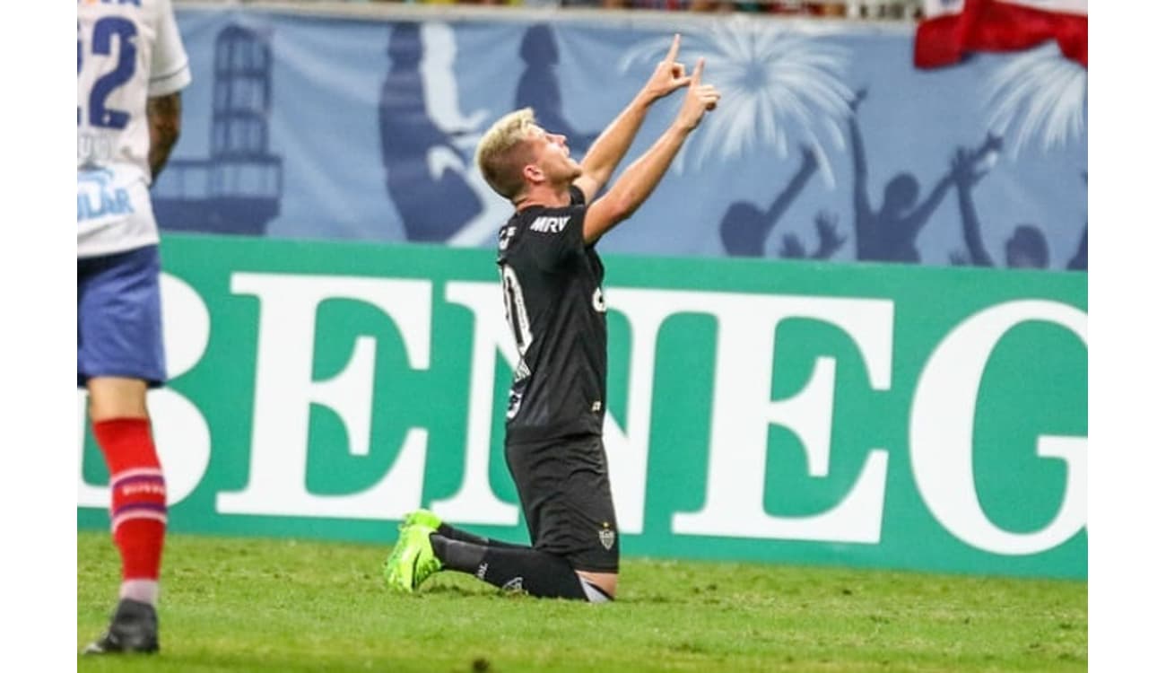 Grêmio mostra força, vence o Atlético-MG em BH e cola no G4 - Lance - R7  Futebol