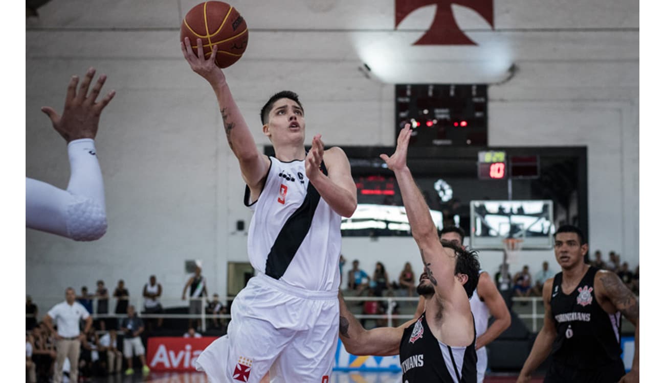 Vasco anuncia o retorno da equipe de basquete e volta ao NBB - Lance!