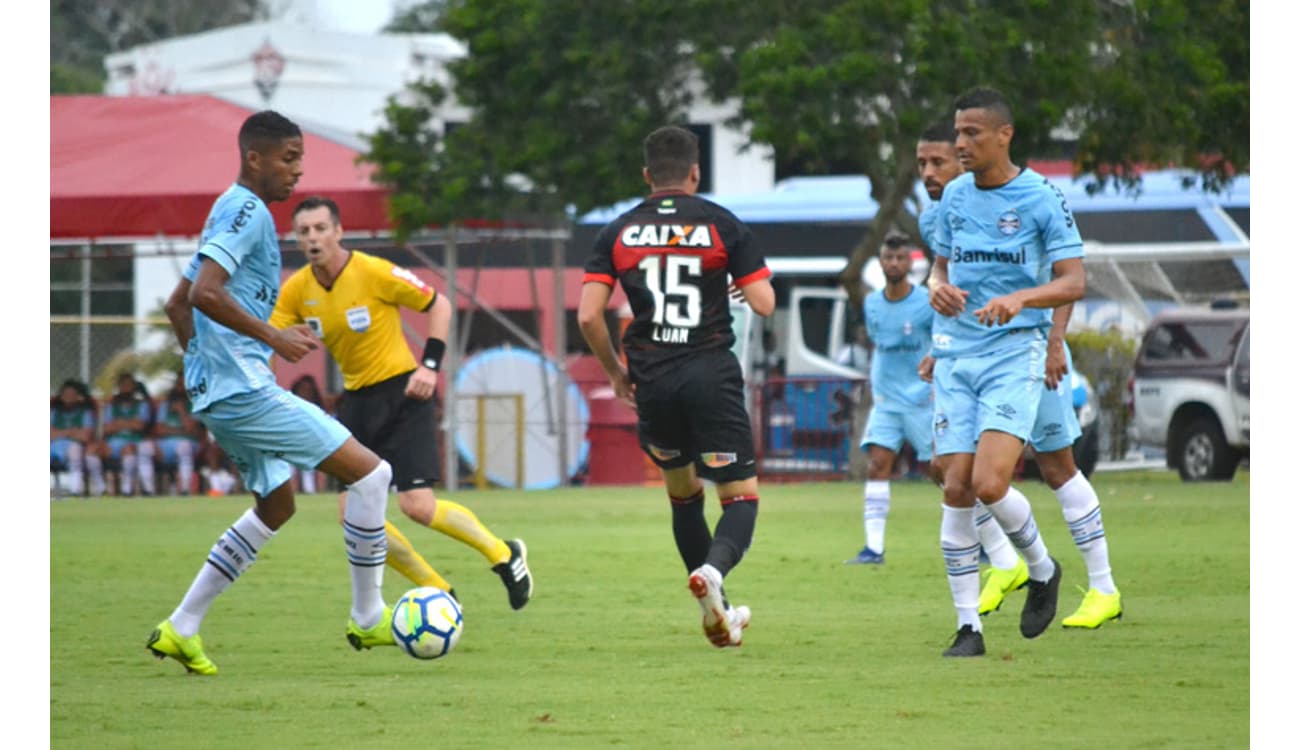 Como assistir a Corinthians x Grêmio e a outros jogos deste domingo -  Placar - O futebol sem barreiras para você