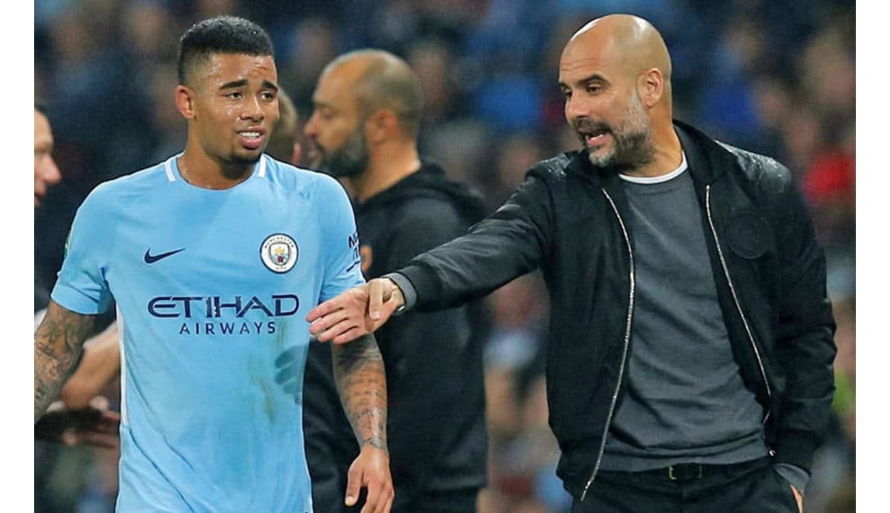 Manchester City: Guardiola elogia jogador fundamental