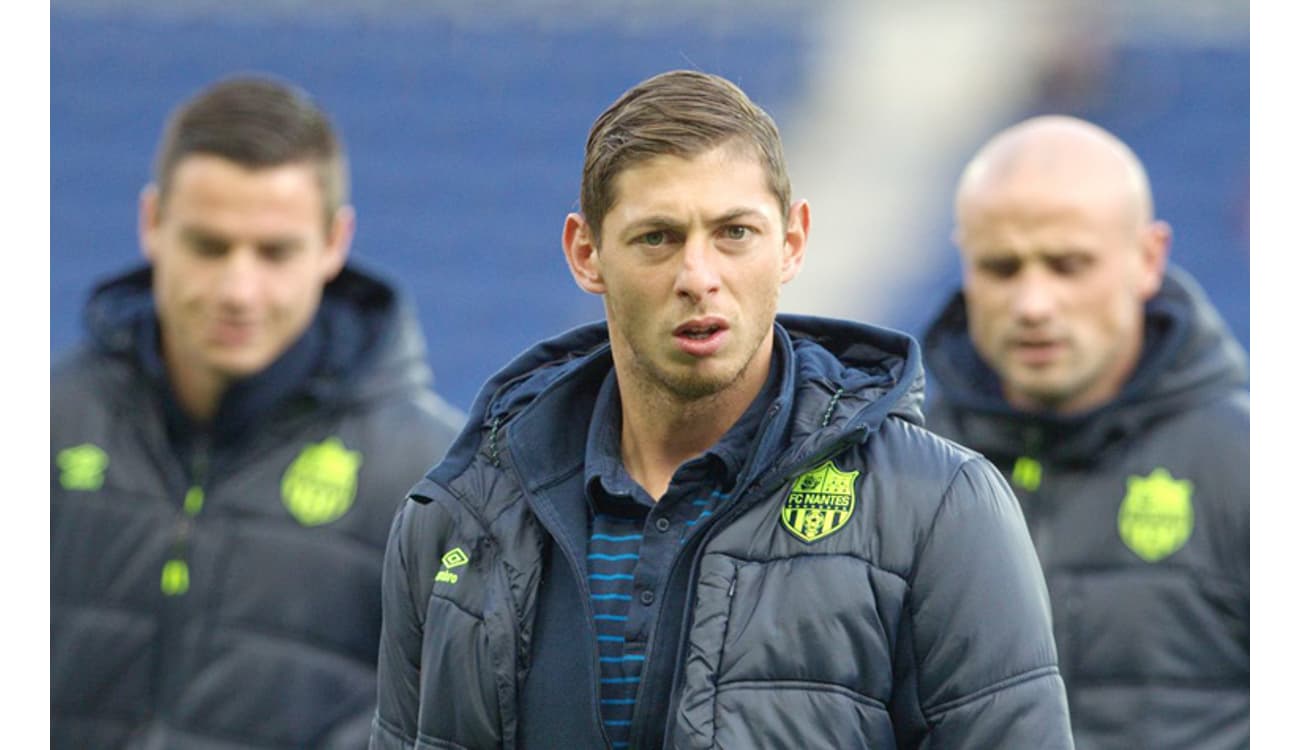 Corpo encontrado em destroços de avião é do jogador Emiliano Sala