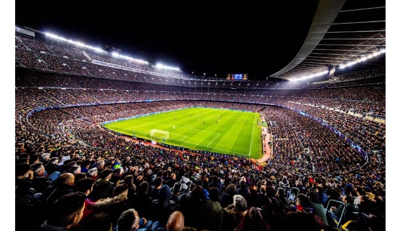 Premier League, La Liga, Bundesliga ou Brasileiro? Saiba qual campeonato  levou mais público aos estádios - Lance!