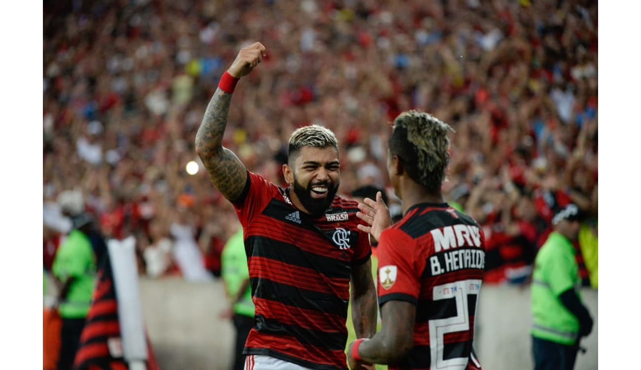 Vitória do Flamengo triplica audiência da Globo — veja números