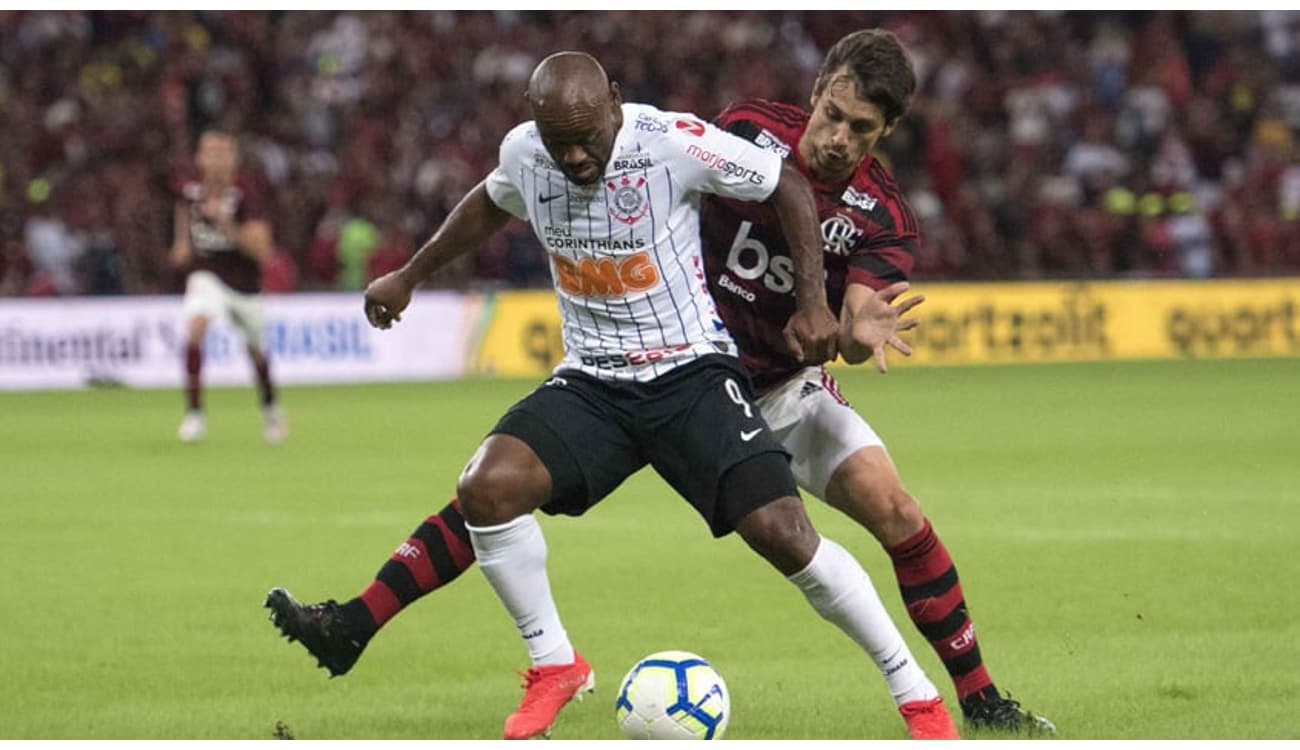 Com desfalques, Flamengo divulga lista de relacionados para jogo contra o  Corinthians - ISTOÉ Independente