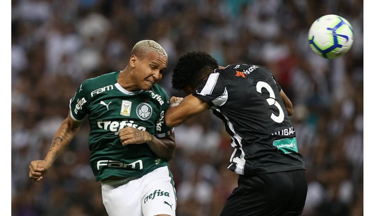 Deyverson joga no time mais faltoso da elite da Europa