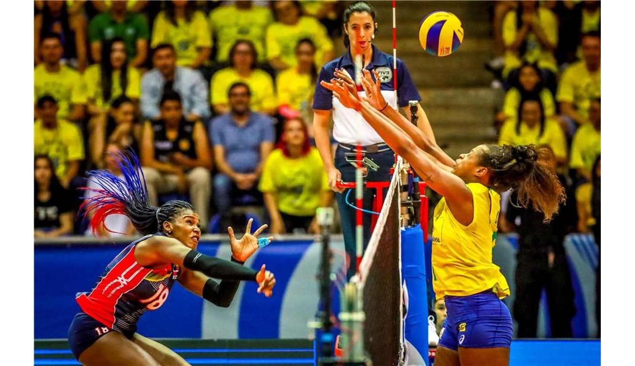 Vôlei feminino: Após susto, Brasil consegue virada e bate a República  Dominicana