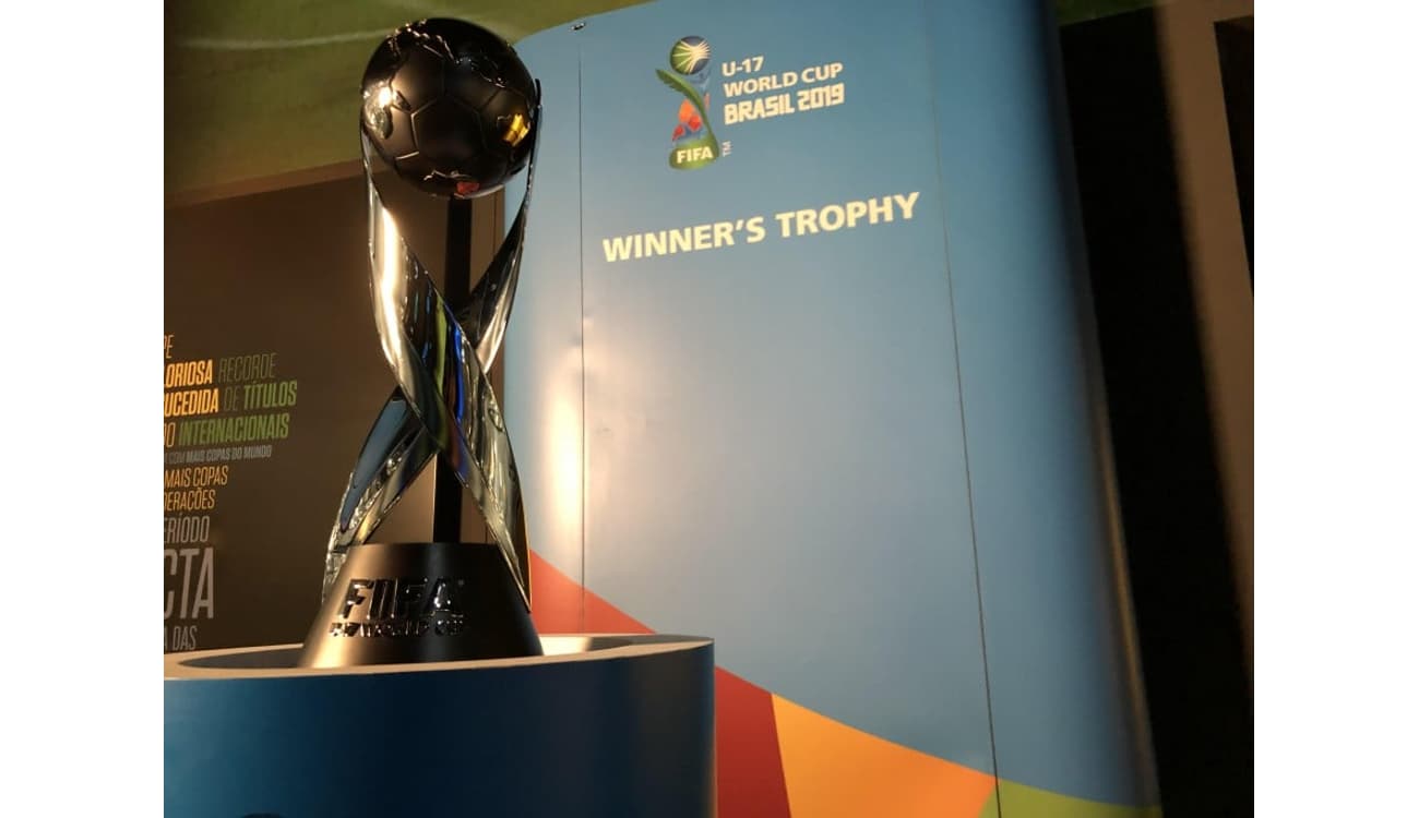 Troféu da Copa América está exposto no Museu Seleção Brasileira