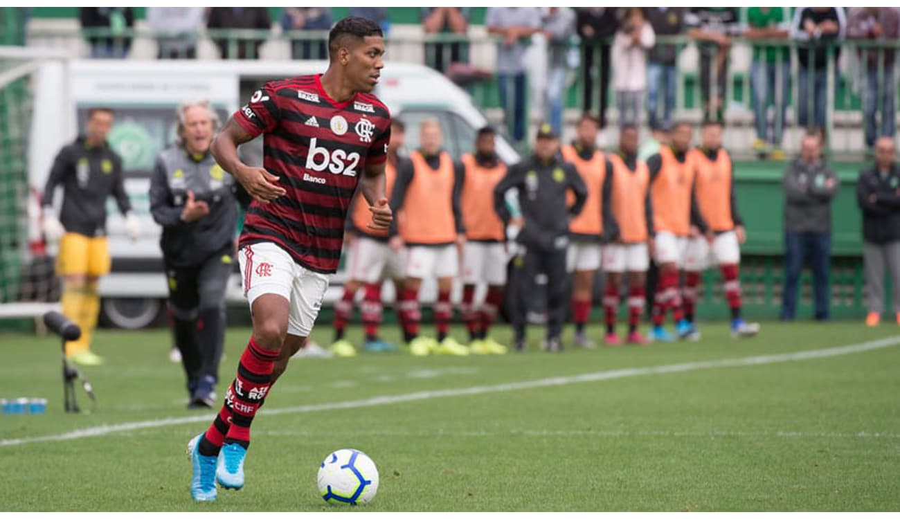 Garotos do Ninho! Base do Flamengo encerra temporada com 27 títulos - Lance!