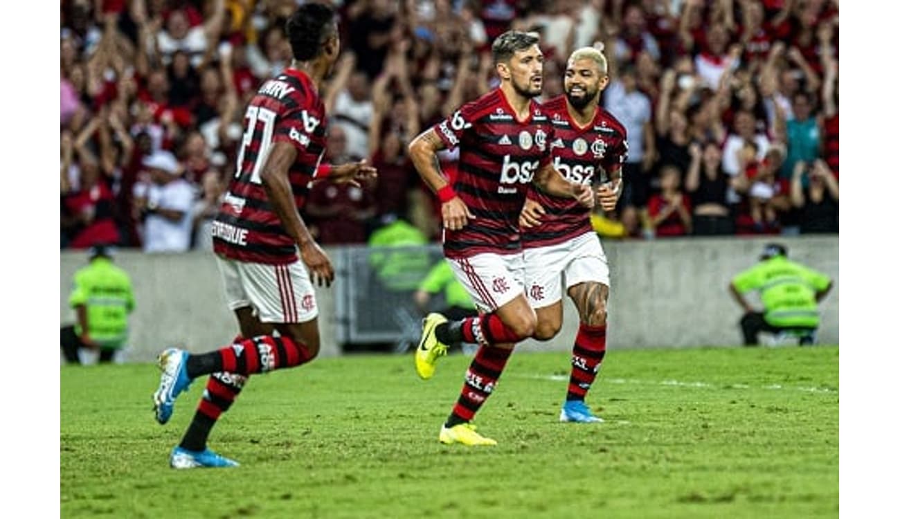 Atlético iguala marca do Flamengo com invencibilidade na