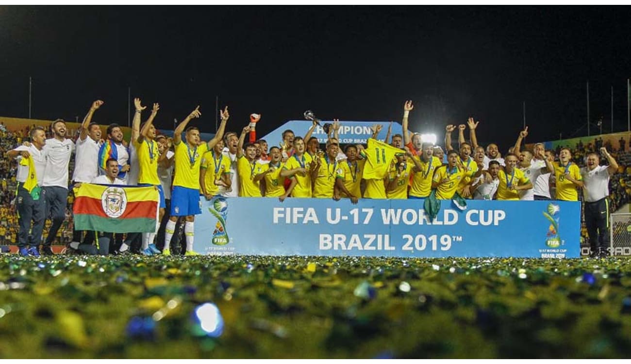 Mundial sub-17 2019: Brasil vira sobre o México no fim e é campeão