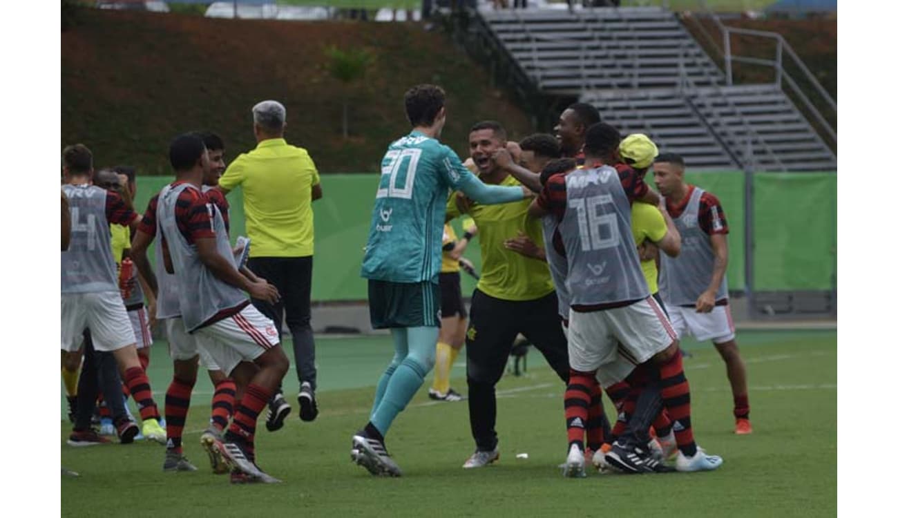 Flamengo e Palmeiras decidem título do Brasileirão Sub-20 nesta