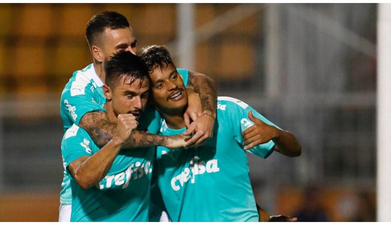 Palmeiras pede o retorno de Angulo, mas Cruzeiro tenta permanência do  atacante