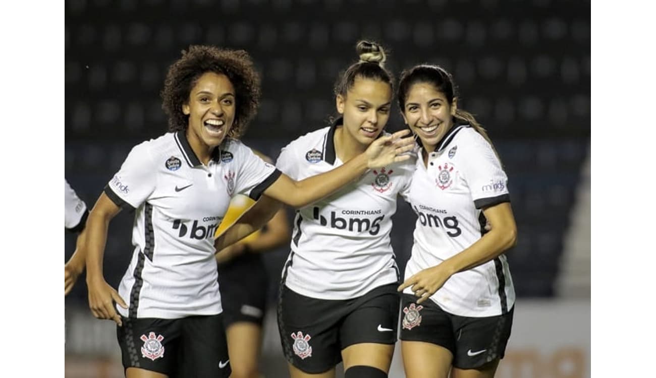 Futebol feminino: Corinthians goleia o Ska e segue na liderança do